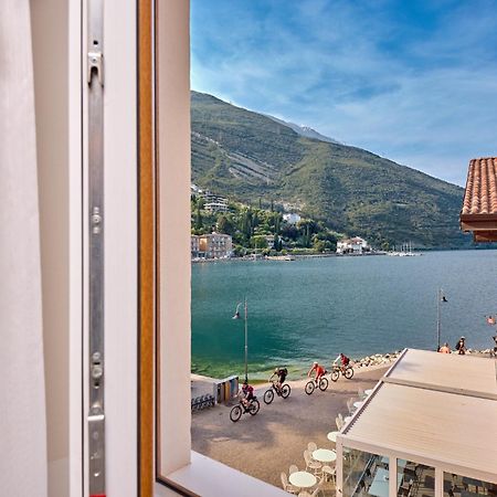 Hotel Geier Torbole Sul Garda Exterior photo