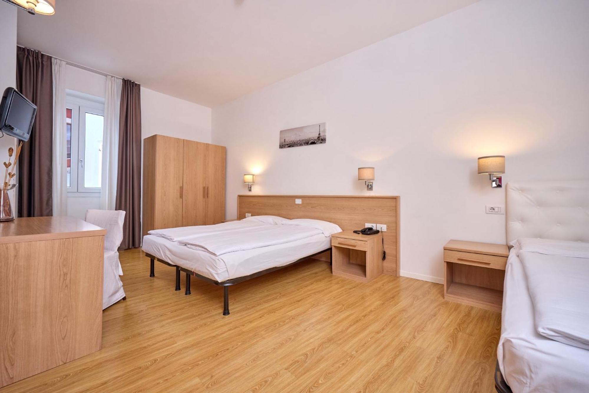 Hotel Geier Torbole Sul Garda Exterior photo