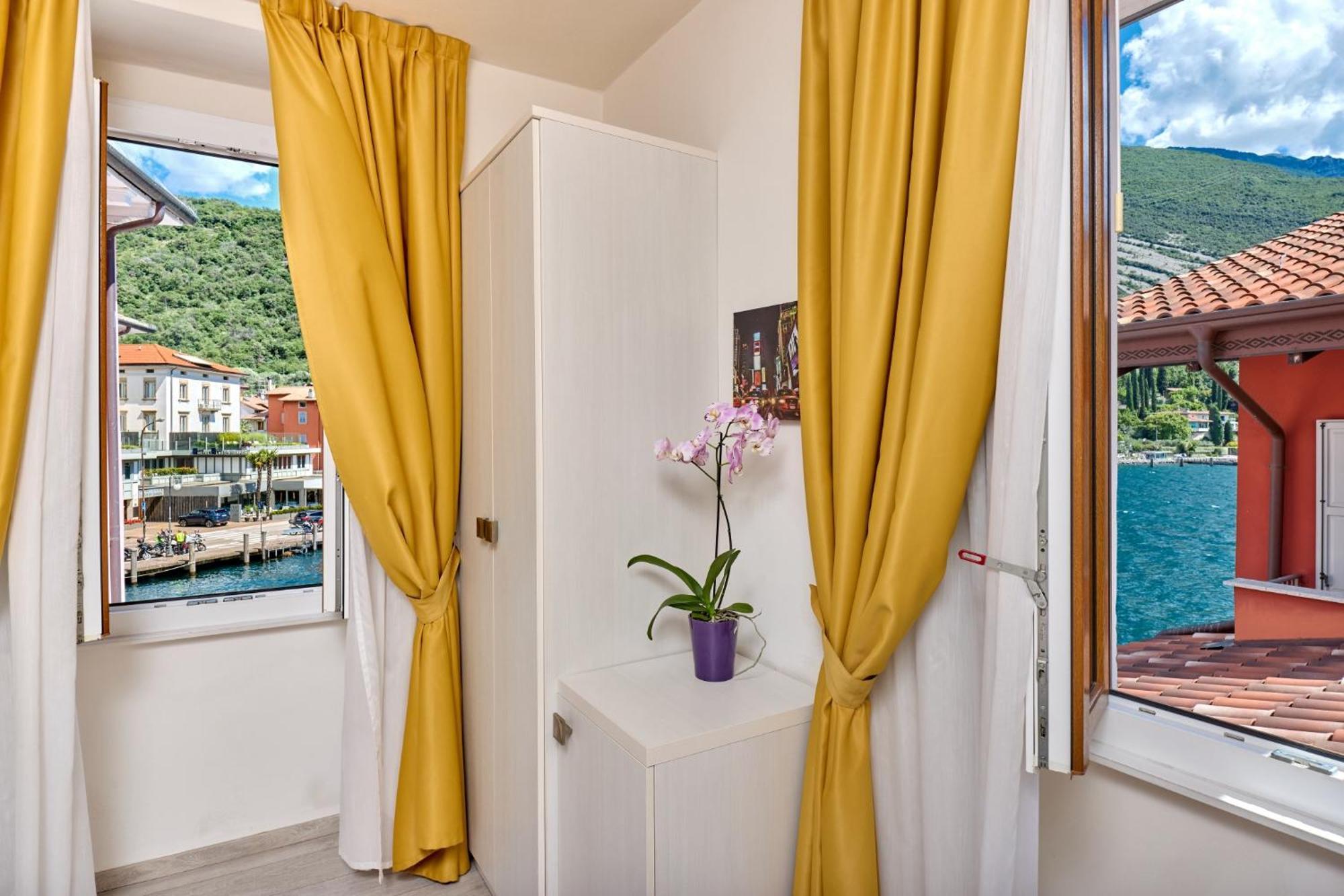 Hotel Geier Torbole Sul Garda Exterior photo