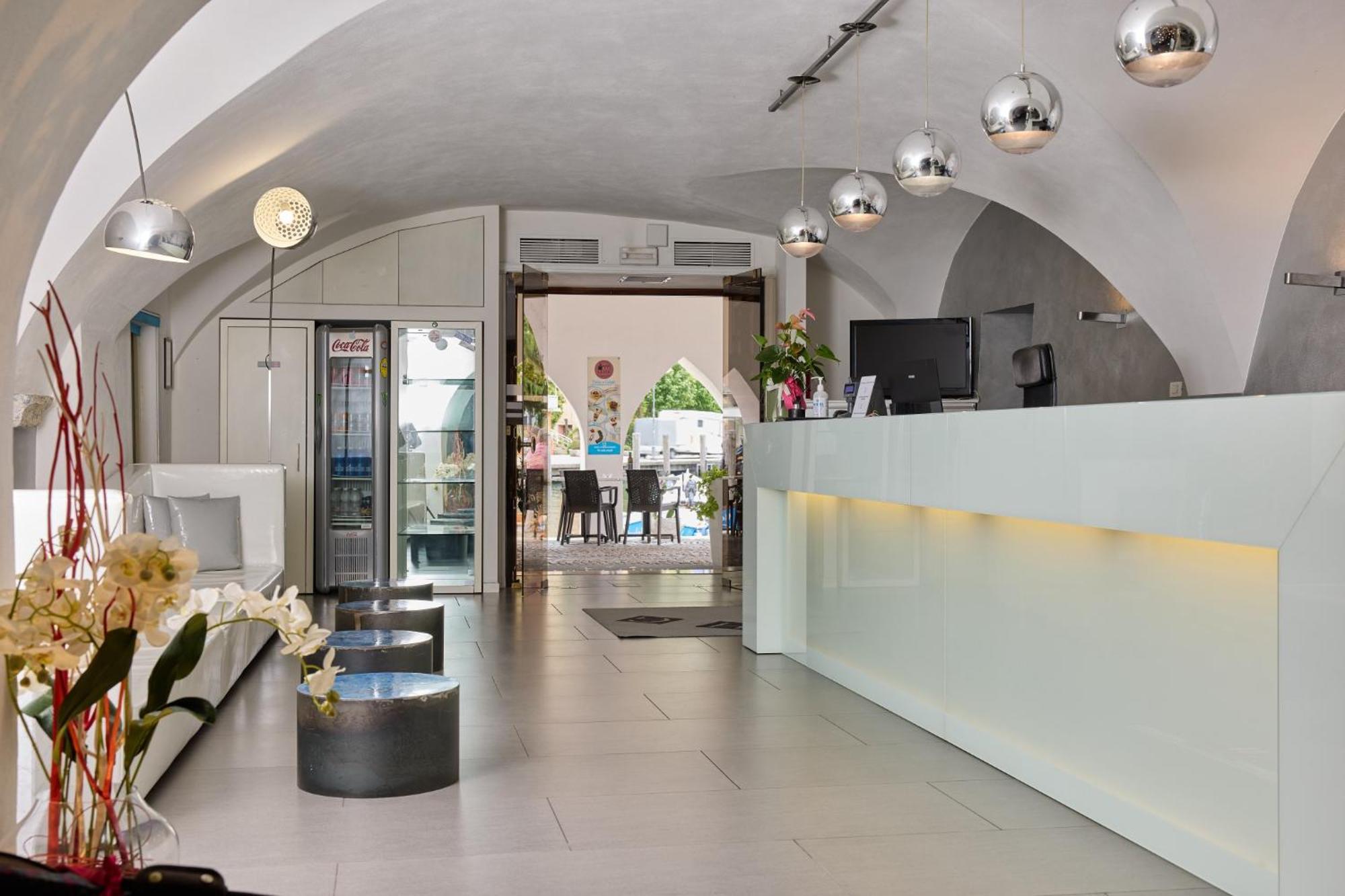 Hotel Geier Torbole Sul Garda Exterior photo