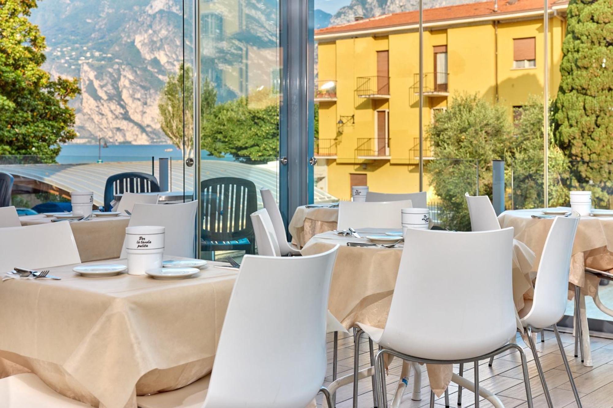 Hotel Geier Torbole Sul Garda Exterior photo