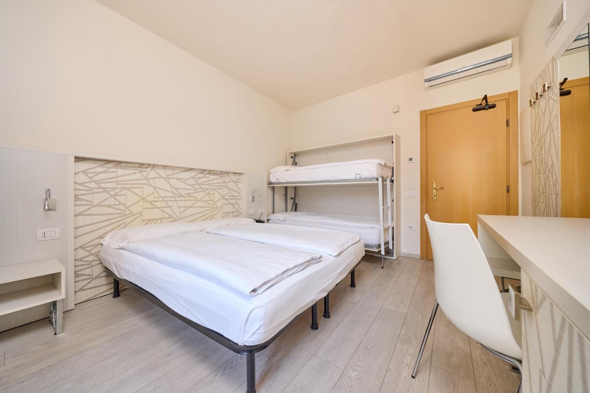 Hotel Geier Torbole Sul Garda Exterior photo